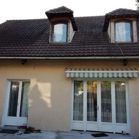 Chambres D'Hotes Chez Marilou Ольне-су-Буа Экстерьер фото